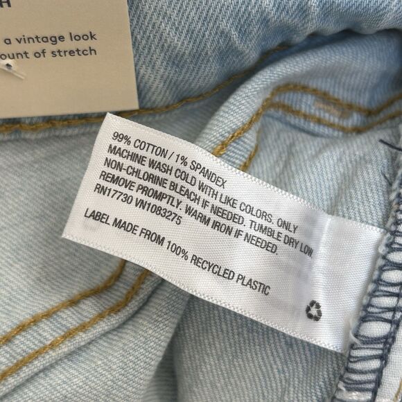 NWT Universal Thread Jeans 00L Rigid Denim High Rise Light Wash Button Fly - Picture 11 of 16